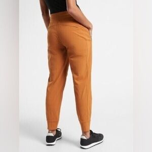 Athleta Trekkie North Jogger